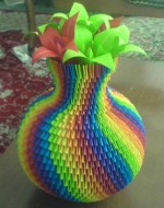 Rainbow color vase at Www.Origami