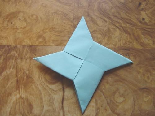 origami throwing star