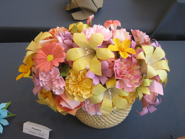 origami flower bouquet